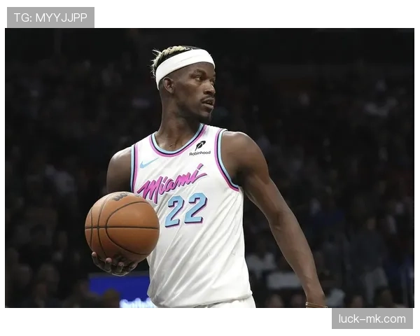 巴特勒无球跑动制造错位，提升热火关键回合得分效率